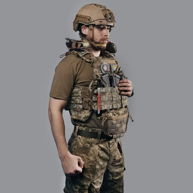 6 - Плитоноска TUR PRO Gen 2, (Комплект 7 подсумков) с системой быстрого сброса. Molle. Цвет Пиксель. Размер M.