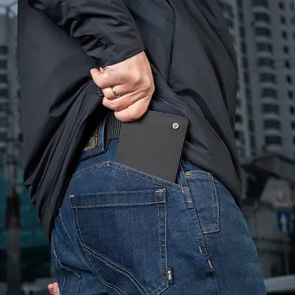 10 - Гаманець M-Tac Slim Elite. Чорний