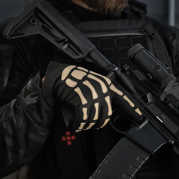 14 - Тактические перчатки M-Tac Skeleton Nomex. Черный/Койот