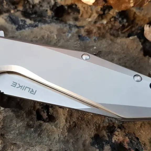 22 - Складной нож Ruike P135-SF