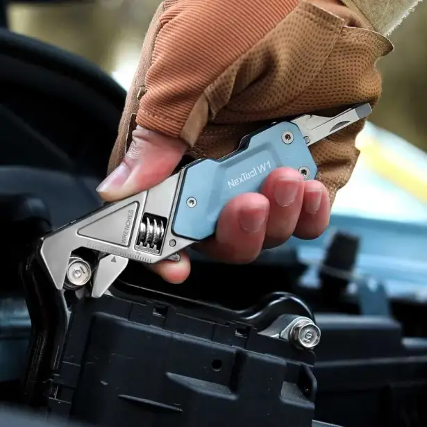 7 - Мультитул NexTool Light Wrench W1