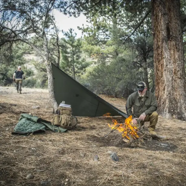 4 - Тент туристичний Helikon Supertarp Small. Олива