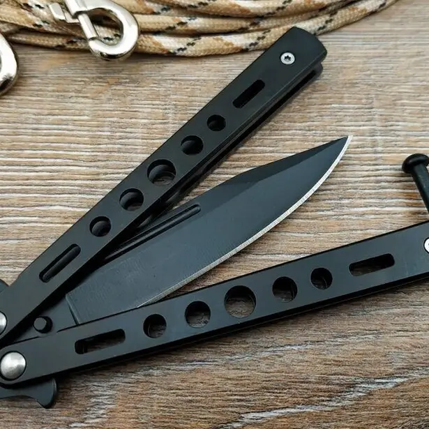 2 - Нiж метелик Benchmade 323B. Чорний