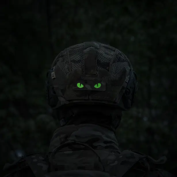 9 - Шеврон-нашивка M-Tac Cat Eyes Laser Cut. Мультикам с зелеными глазами