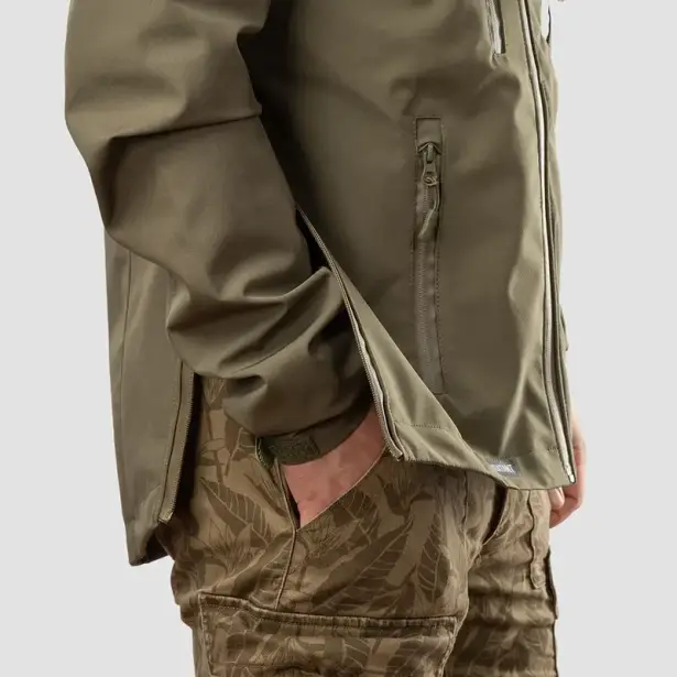 10 - Куртка Hardshell Combatant SHIFT PRO. Олива