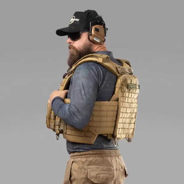 6 - Мужской тактический рашгард Combatant ASSAULT PRO LS Pattern. Графит