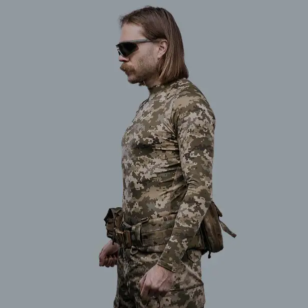 4 - Рашгард, колір Піксель, поліестер. Розмір M