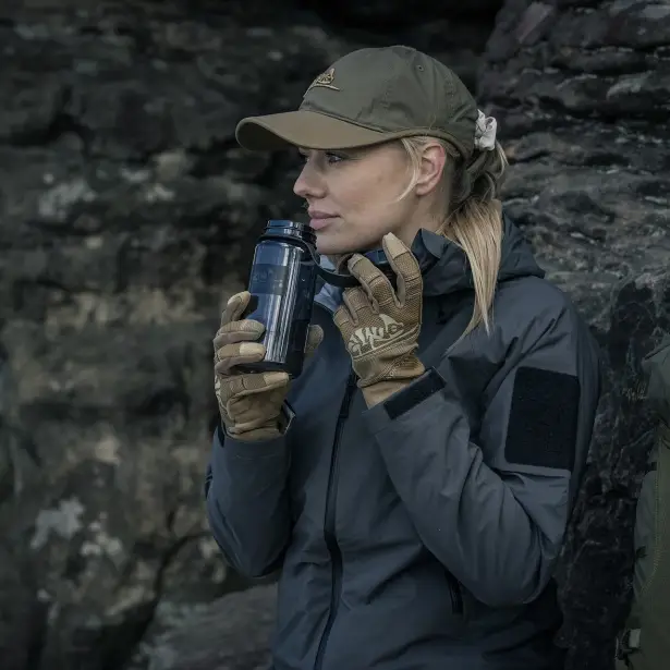6 - Бутылка для воды Helikon Smoked 550 мл. Прозрачный