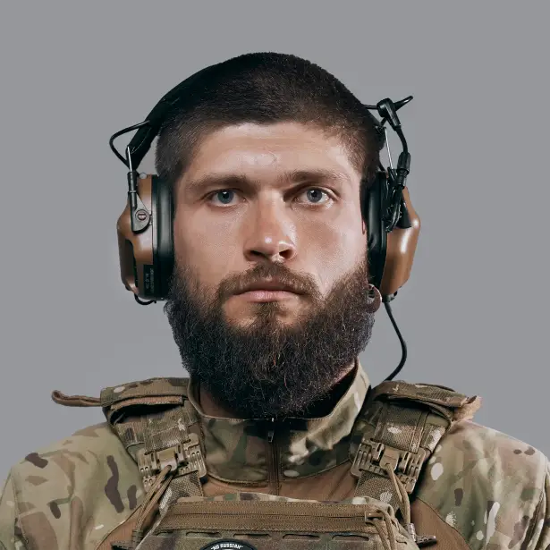 4 - Активные тактические наушники с микрофоном Earmor M32 Plus MOD3 Helmet Version Койот