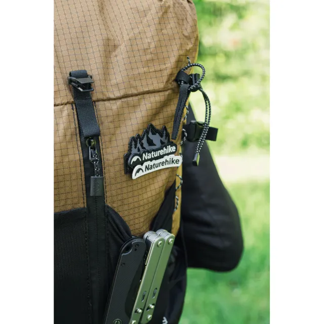 13 - Рюкзак туристичний Naturehike CNK2300016, 30+5л. Коричневий