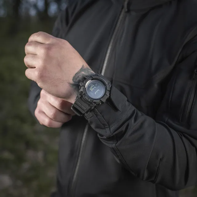 11 - Тактичний годинник M-Tac Adventure Black
