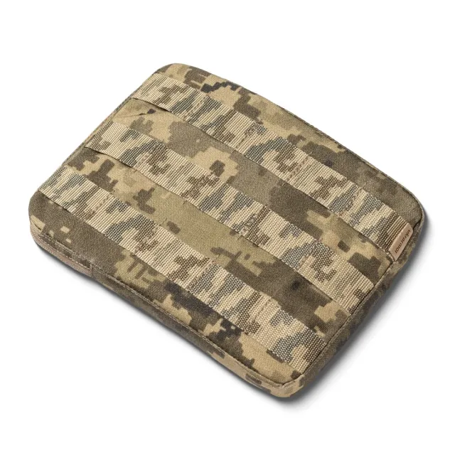 18 - Боковые бронепластины СВМПЭ 3-го класса SPECPROM. Вес 0.62кг. Размер 21.5 на 16см. Пиксель. 2шт