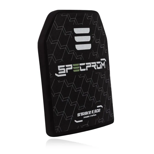 1 - Поліетиленова бронеплита SPECPROM 3-го класу. Вага 1,7 кг. Розмір 26 на 33 см. Чорна