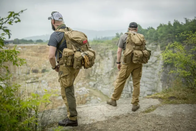 6 - Тактична сумка Helikon Essential Kit. Чорний