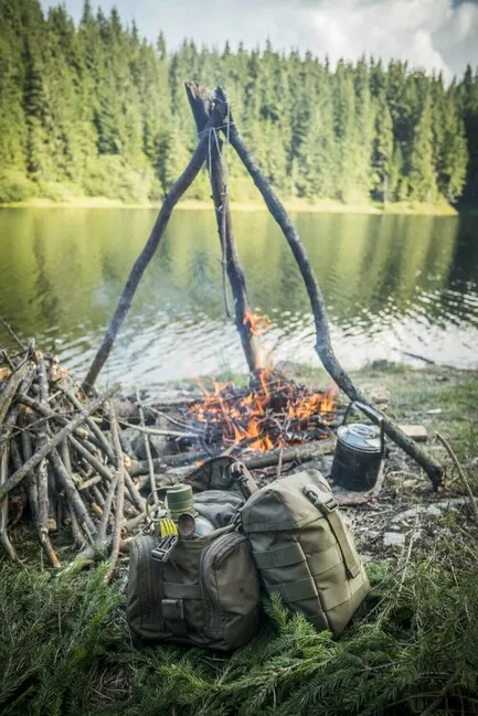 8 - Тактична сумка Helikon Essential Kit. Чорний
