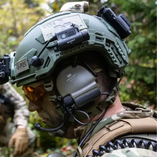 8 - Фонарь тактический для шлема M-Tac Nextorch. Черный