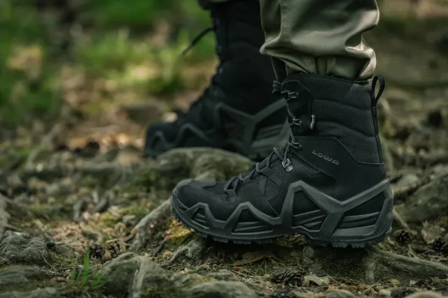 13 - Тактические берцы Lowa Zephyr HI MK2 Gore-Tex® MID TF. Черный