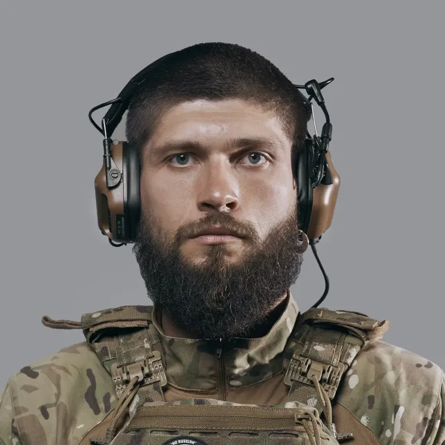 4 - Активні тактичні навушники з мікрофоном Earmor M32 Plus MOD3 Helmet Version Койот
