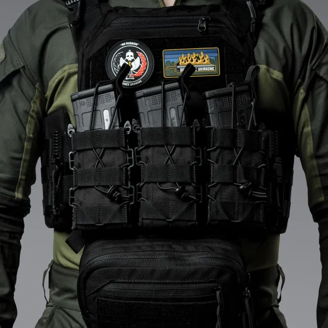 3 - Одинарний пластиковий підсумок під магазини AK\AR. Cordura 1000D. Molle. Чорний